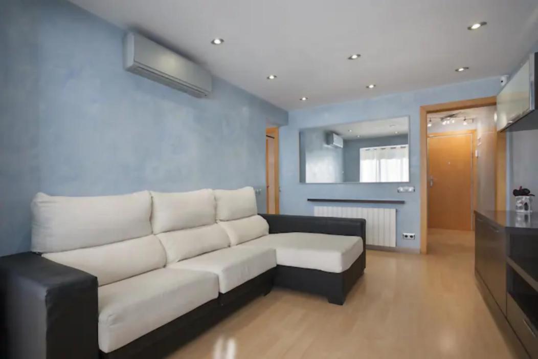 Apartamento Playa con Piscina Parking y 2 habitac - Housity