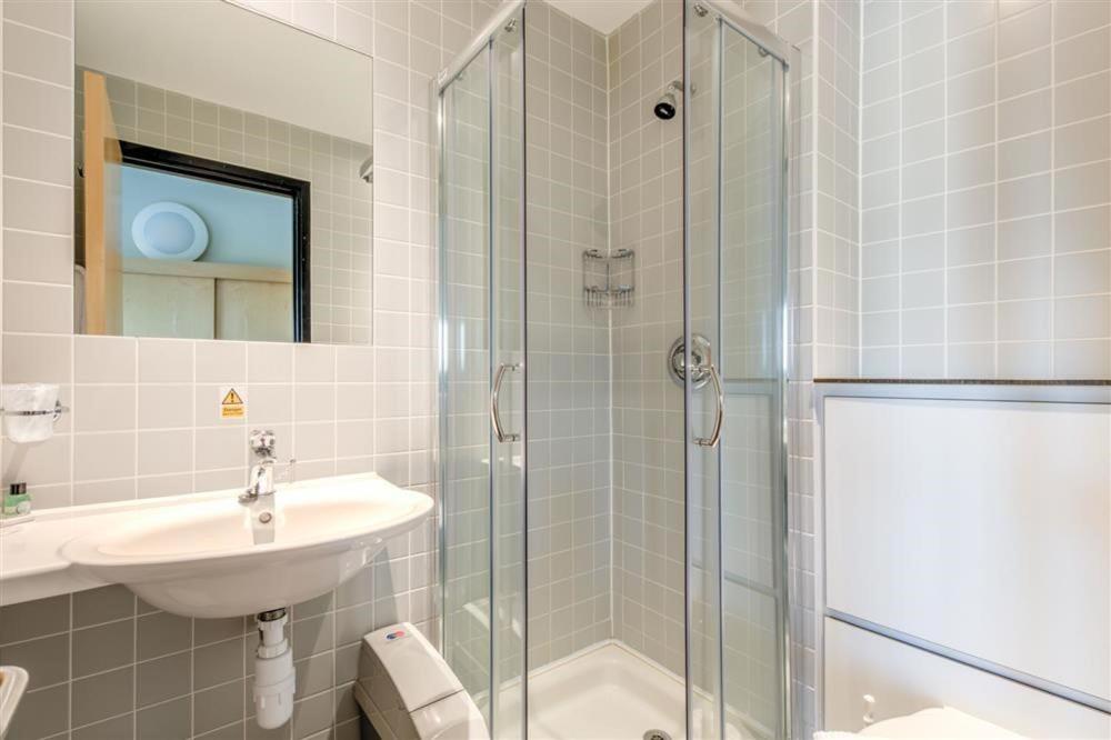 Oxford University Club - Housity