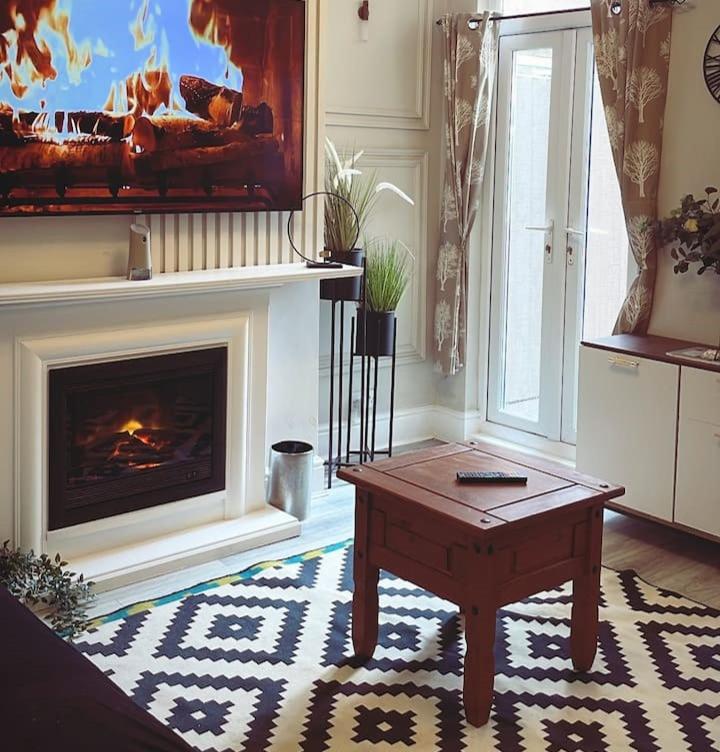 Nook House - Housity