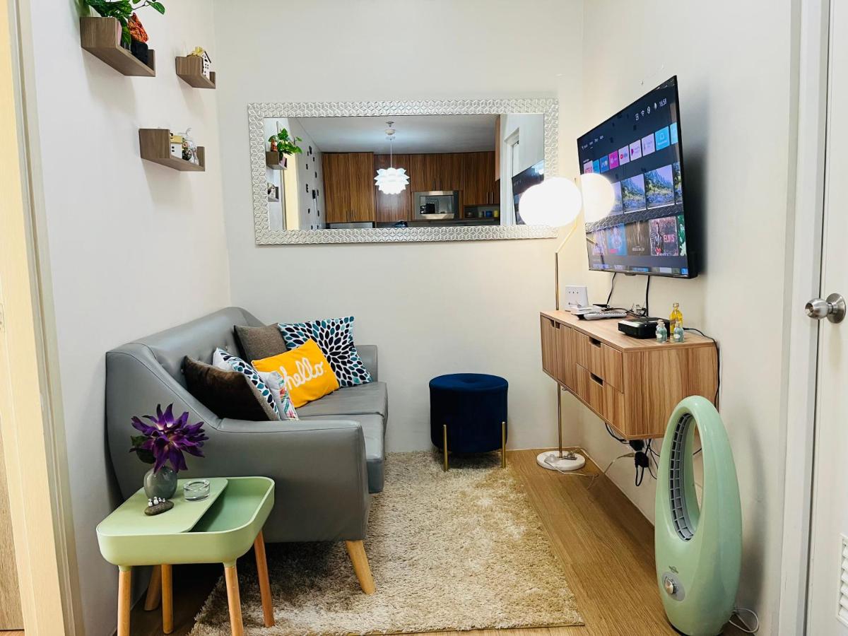 The Elevated Abode - ComfyCosy 1-br at The Loop - Housity