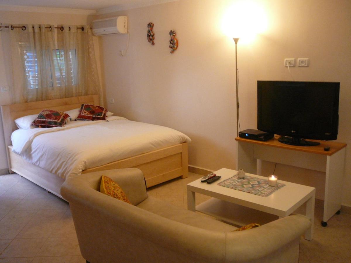 Kfar Vradim Hosting - Housity