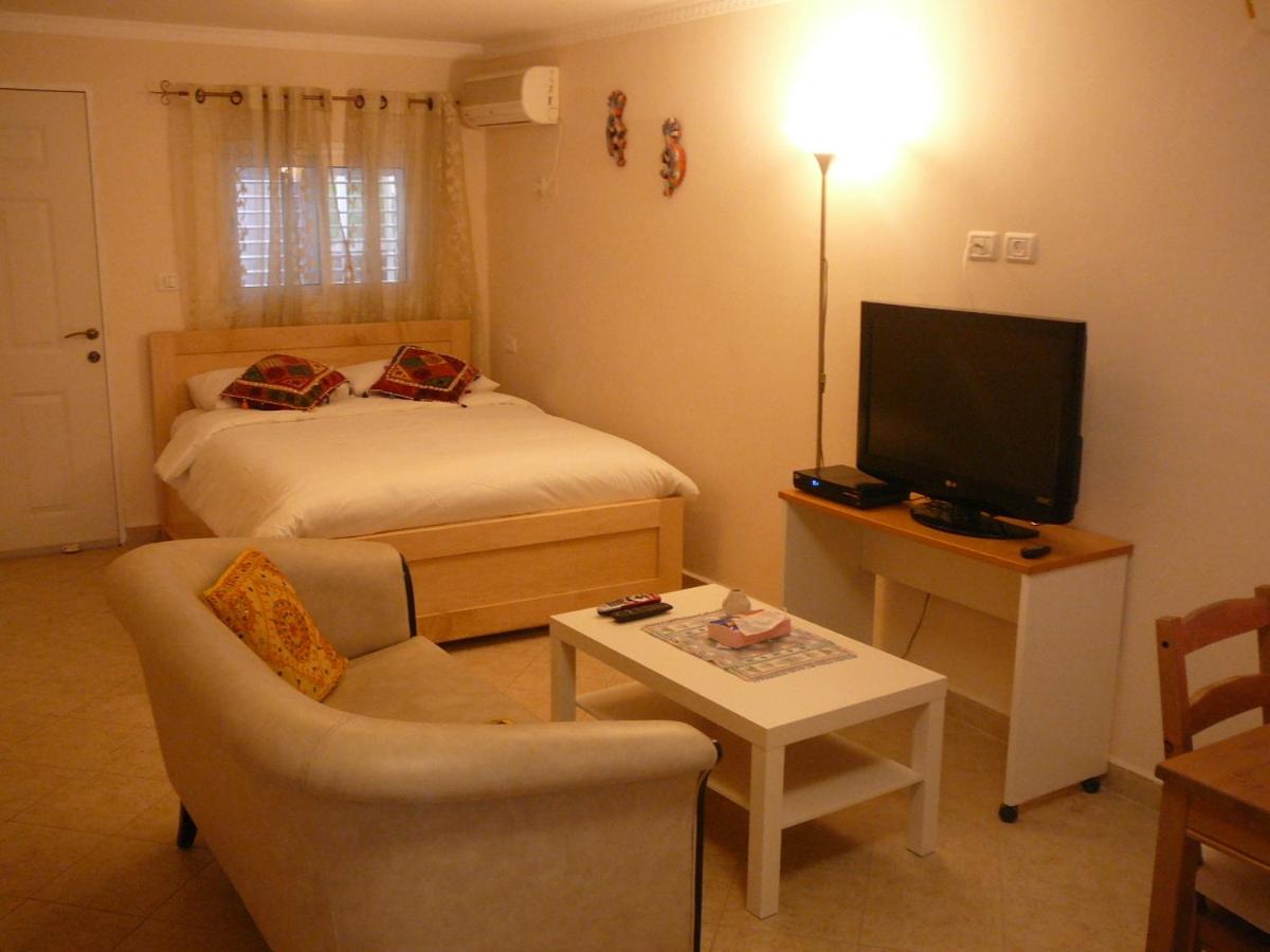 Kfar Vradim Hosting - Housity