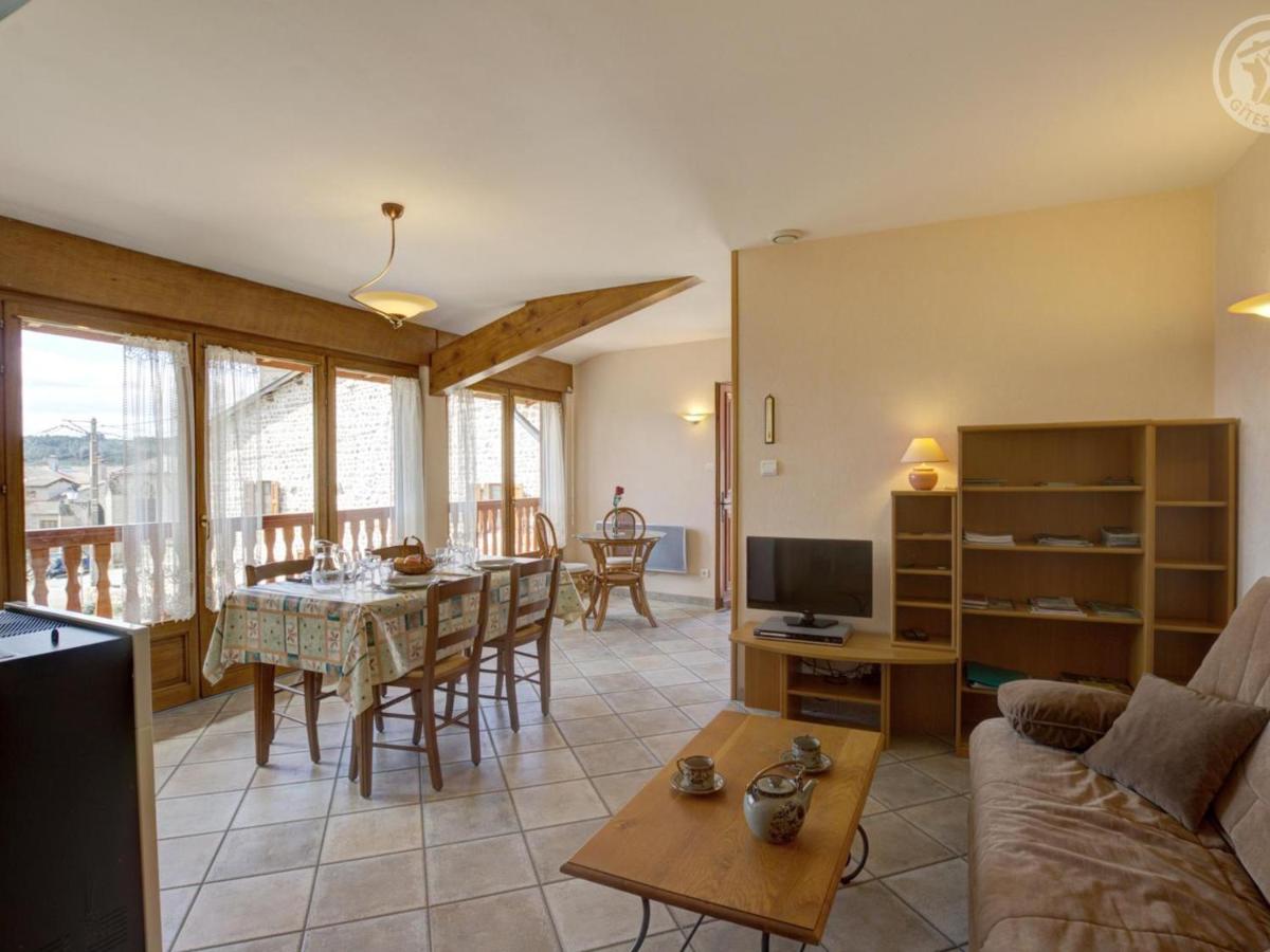 Gîte Les Myrtilles : Confort et Sérénité, Animaux Bienvenus, Jardin Commun - FR-1-496-45 - Housity
