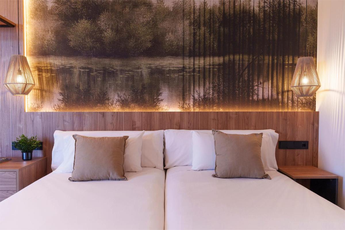 Spirit Hotel Ciudad de Burgos - Housity