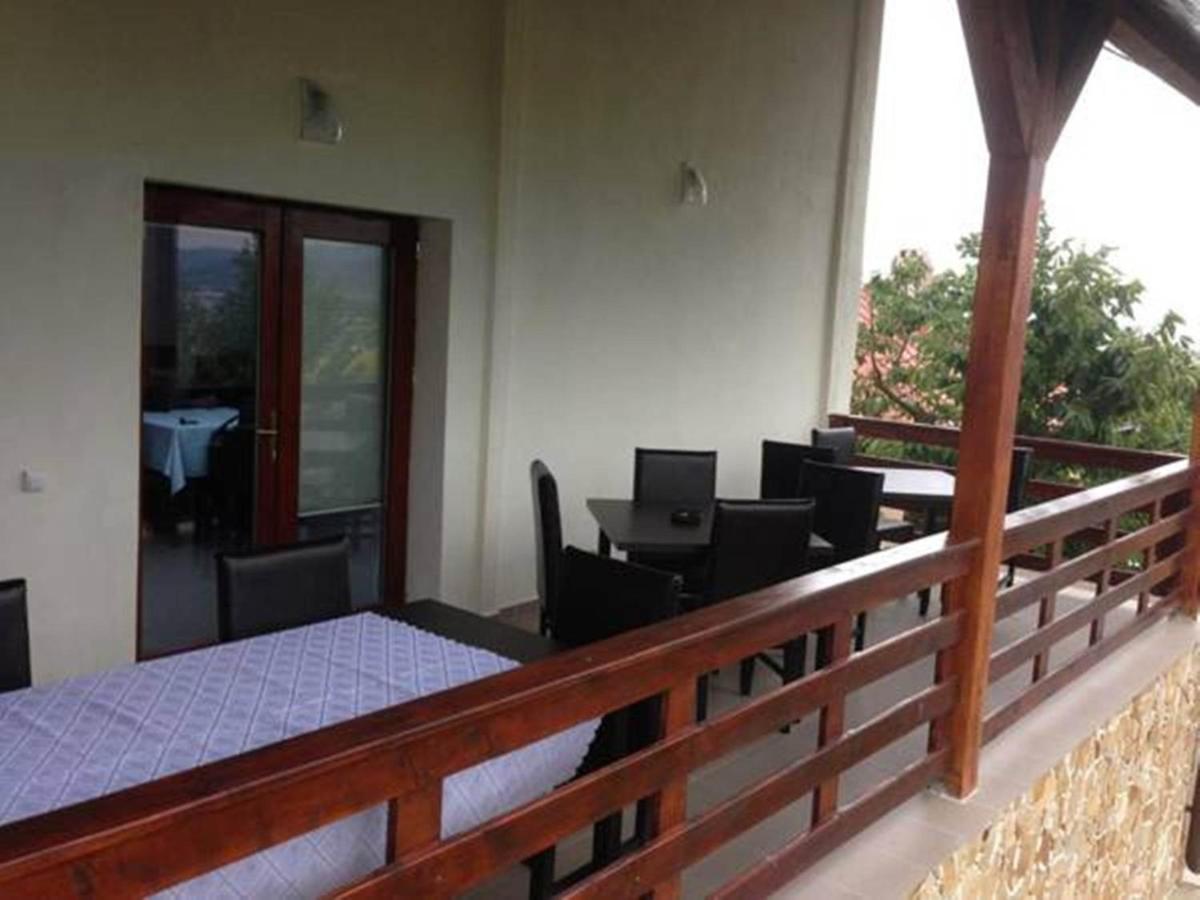 Pensiunea Cristina Racova - Housity