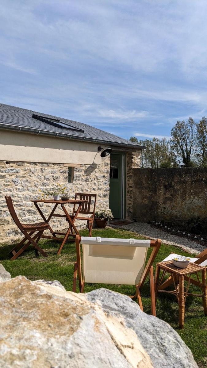 La Bonne du Curé - Housity