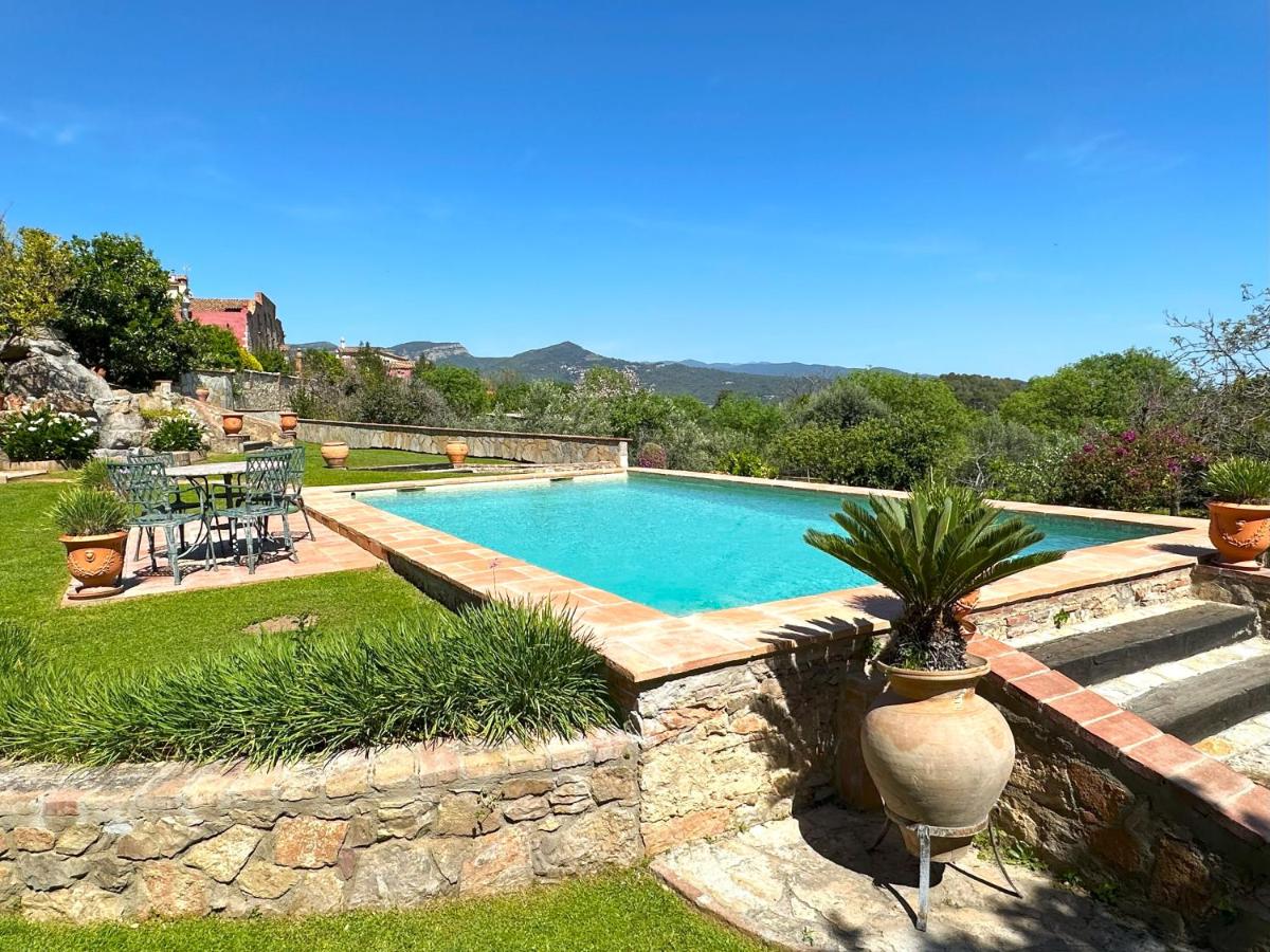 Masia Can Viver - Olive oil tourism B&B - Housity