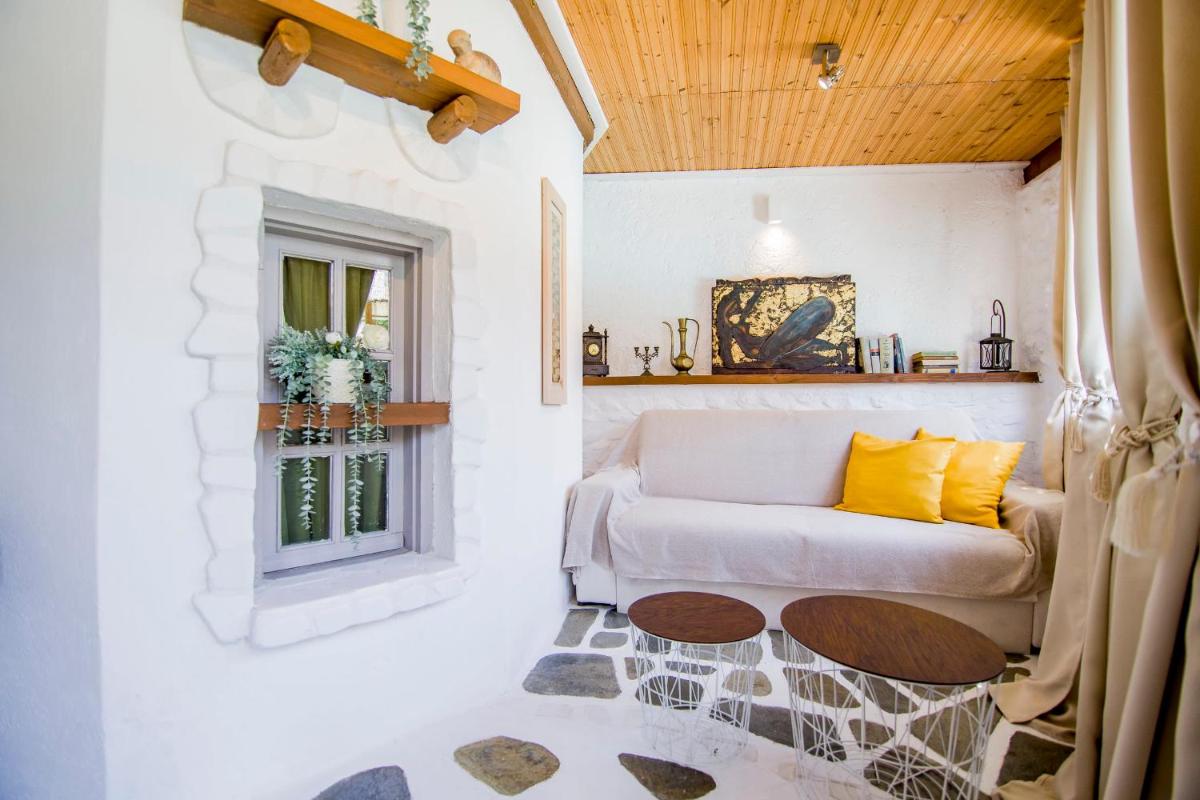 Ultimate Aqua Dreamscape at Villa Olympiada - Housity