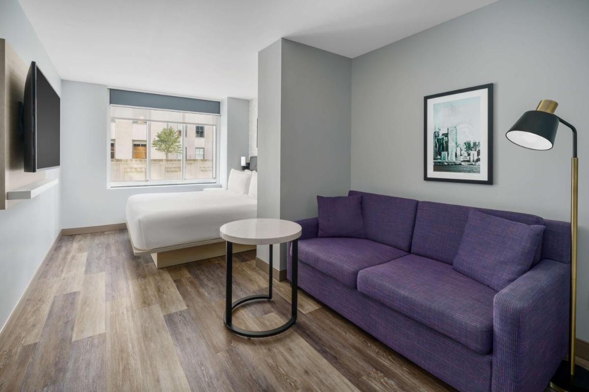 DoubleTree by Hilton New York Midtown Fifth Ave - Housity
