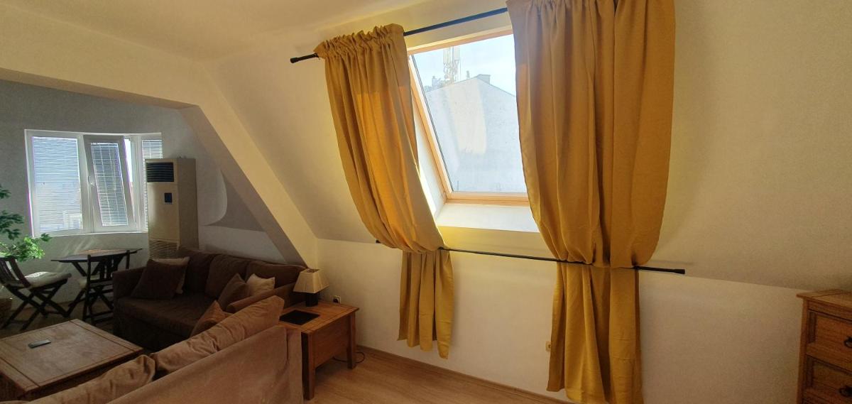 Varna Seaview Apartment - Housity