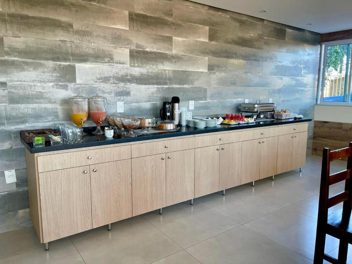 Hotel Brisas - Housity