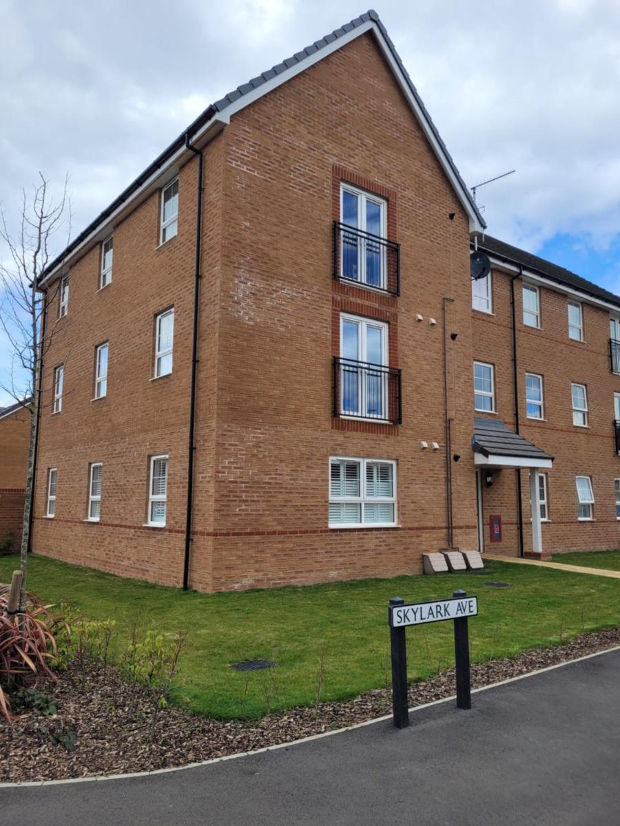 Skylark Apartment - Housity