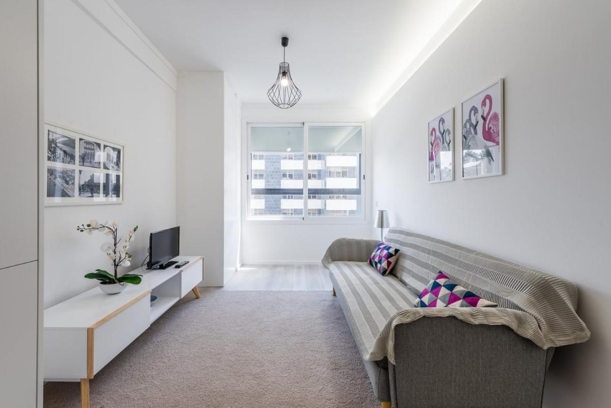 GuestReady - Flamingo in the Square - Housity