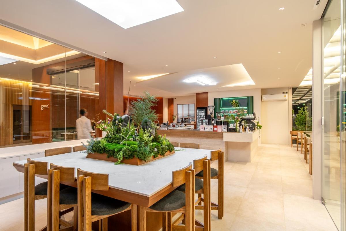 Saan Hotel Sathorn - Housity