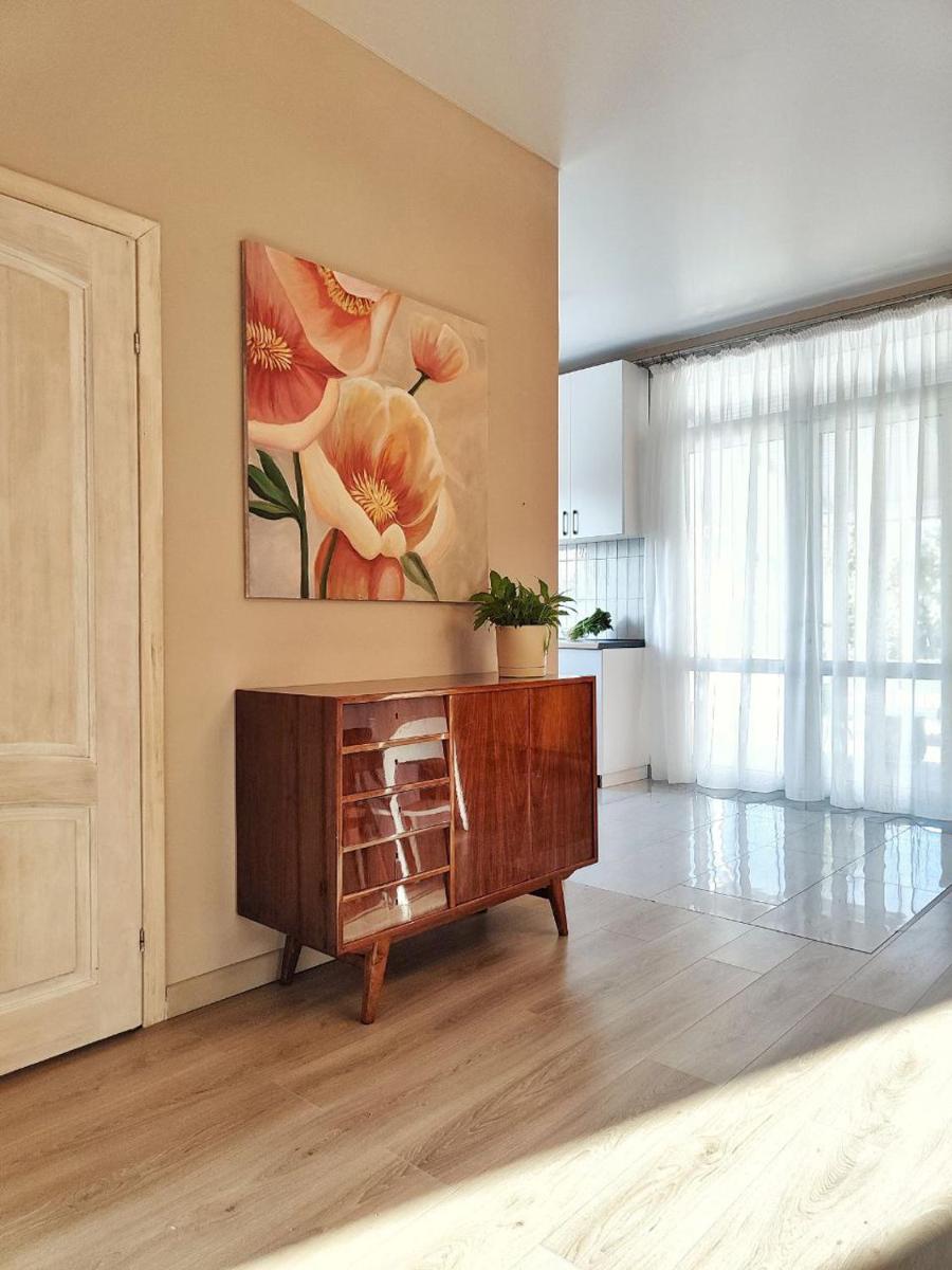 HYGGE HOME уютный коттедж с террасой и баней для проживания нескольких семей - Housity