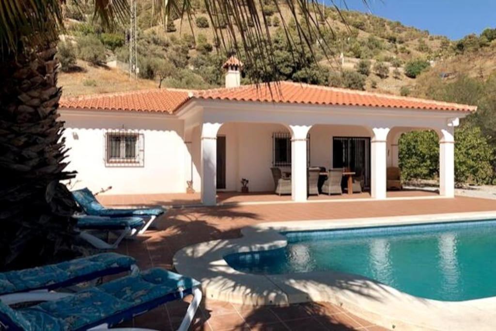 Last Chance for Spring in Cómpeta, Málaga! - Housity
