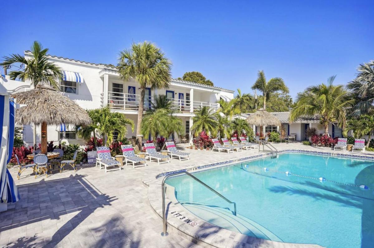 Salt Water Suites - Housity