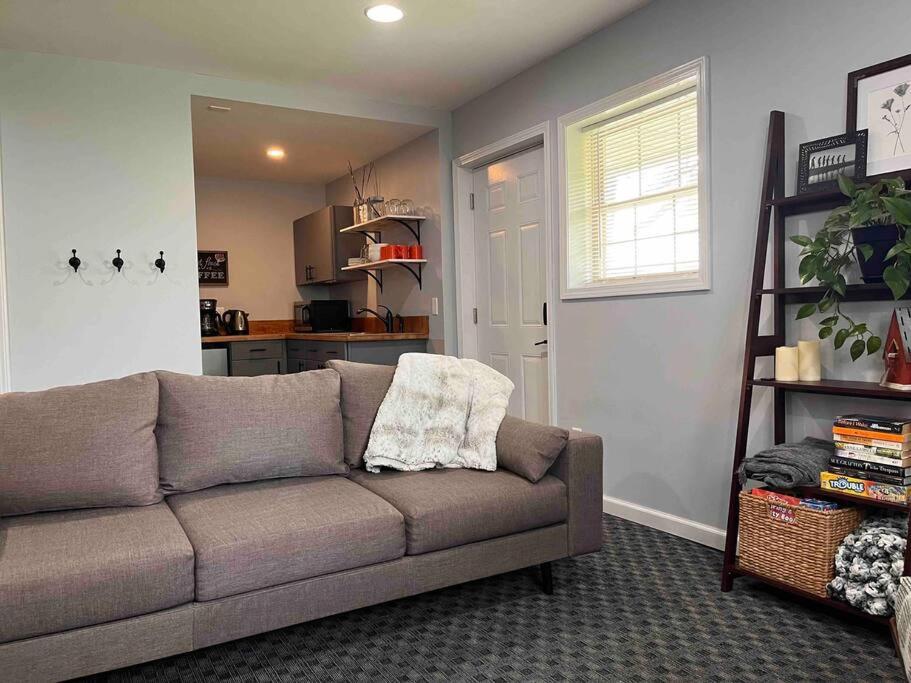 Private Suite in Davison - Housity