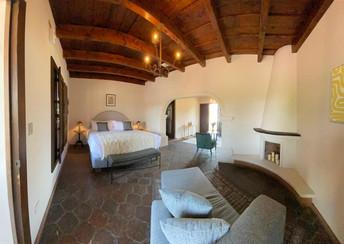 Mestizo Antigua Cortijo - Housity