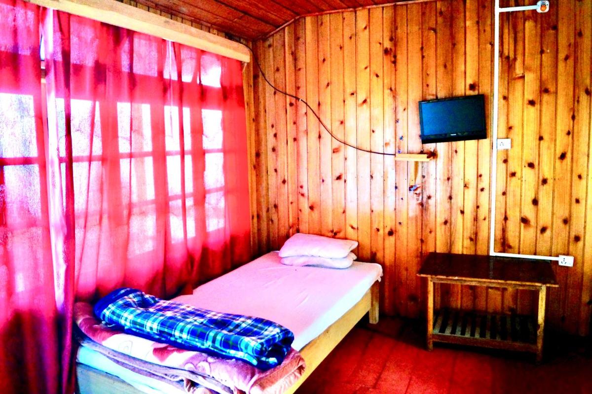 Mountain Life - Housity