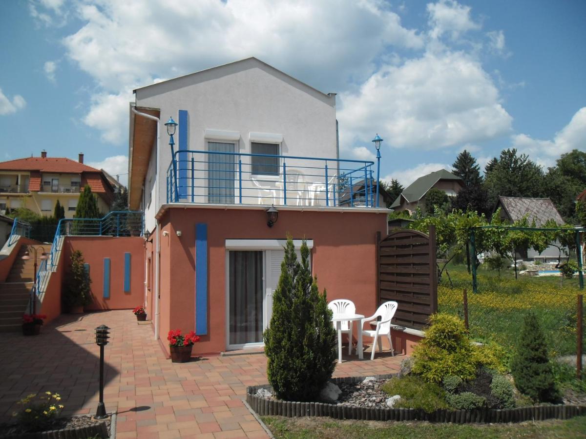 Andrea Apartmanok - Housity