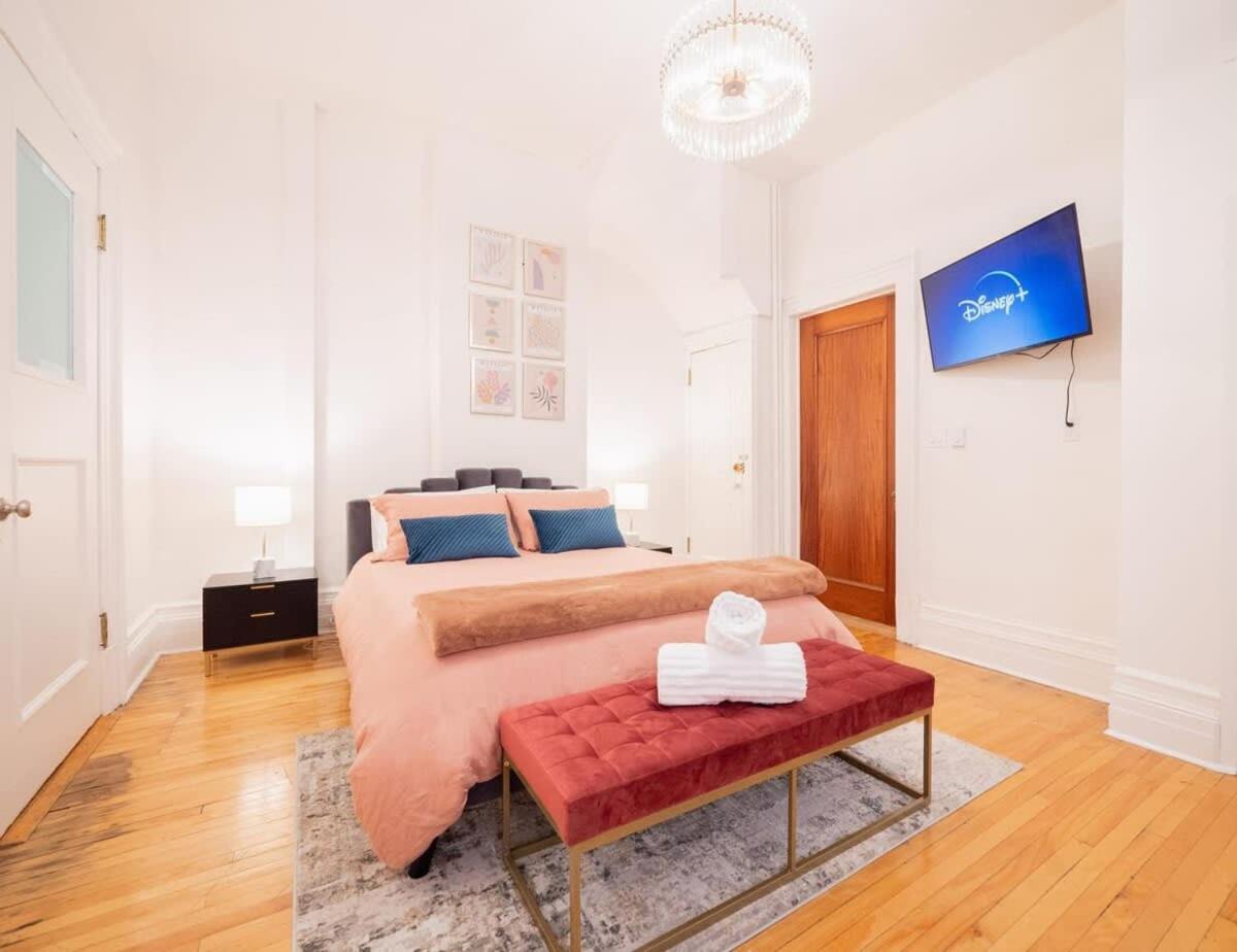 Historical Condo in Montreal - La Marie Antoinette - Housity