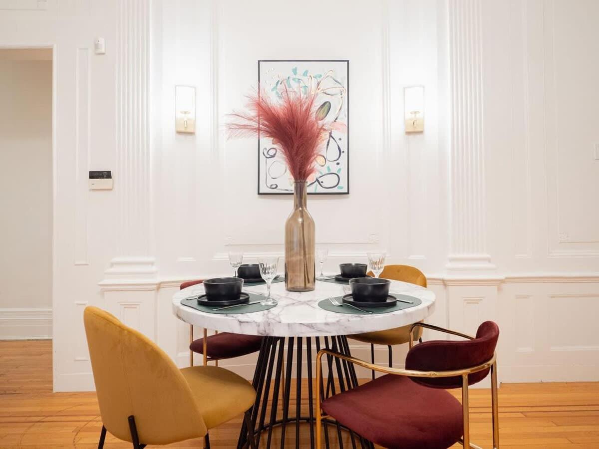Historical Condo in Montreal - La Marie Antoinette - Housity
