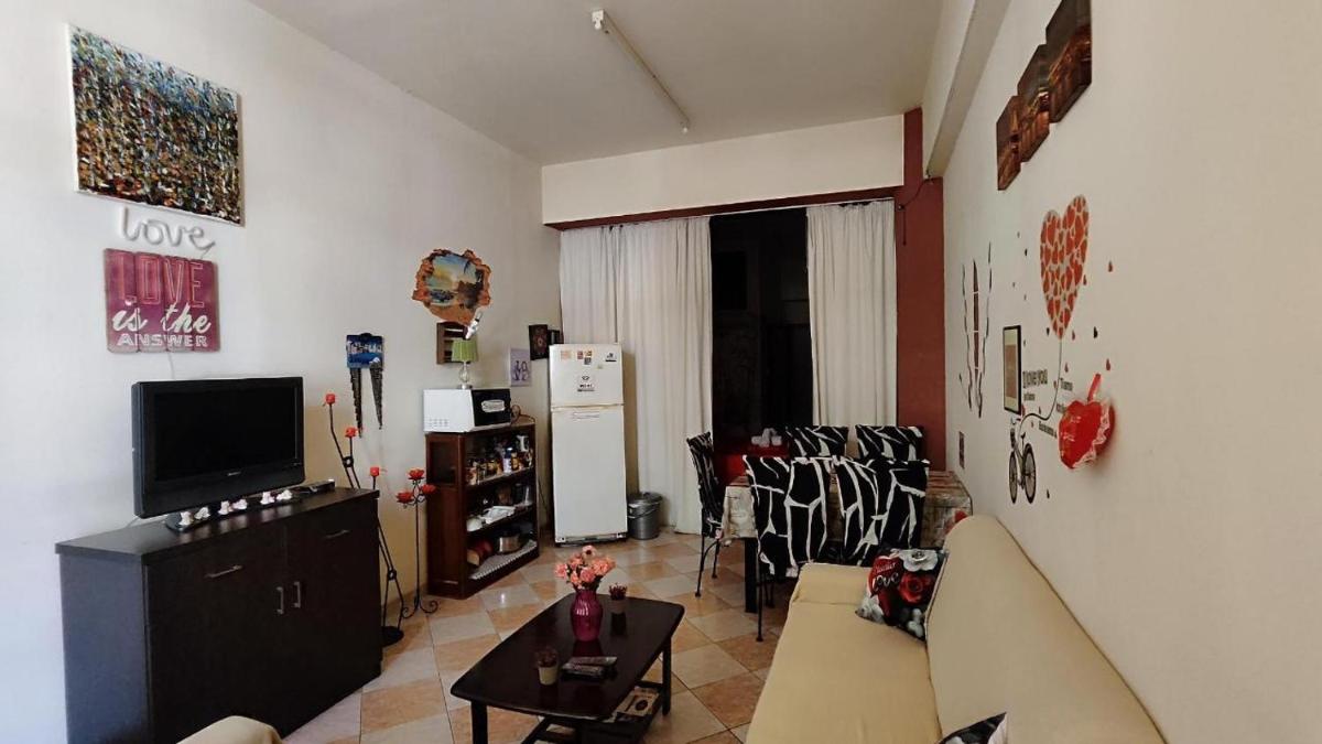 -= Studio Love =- - Housity