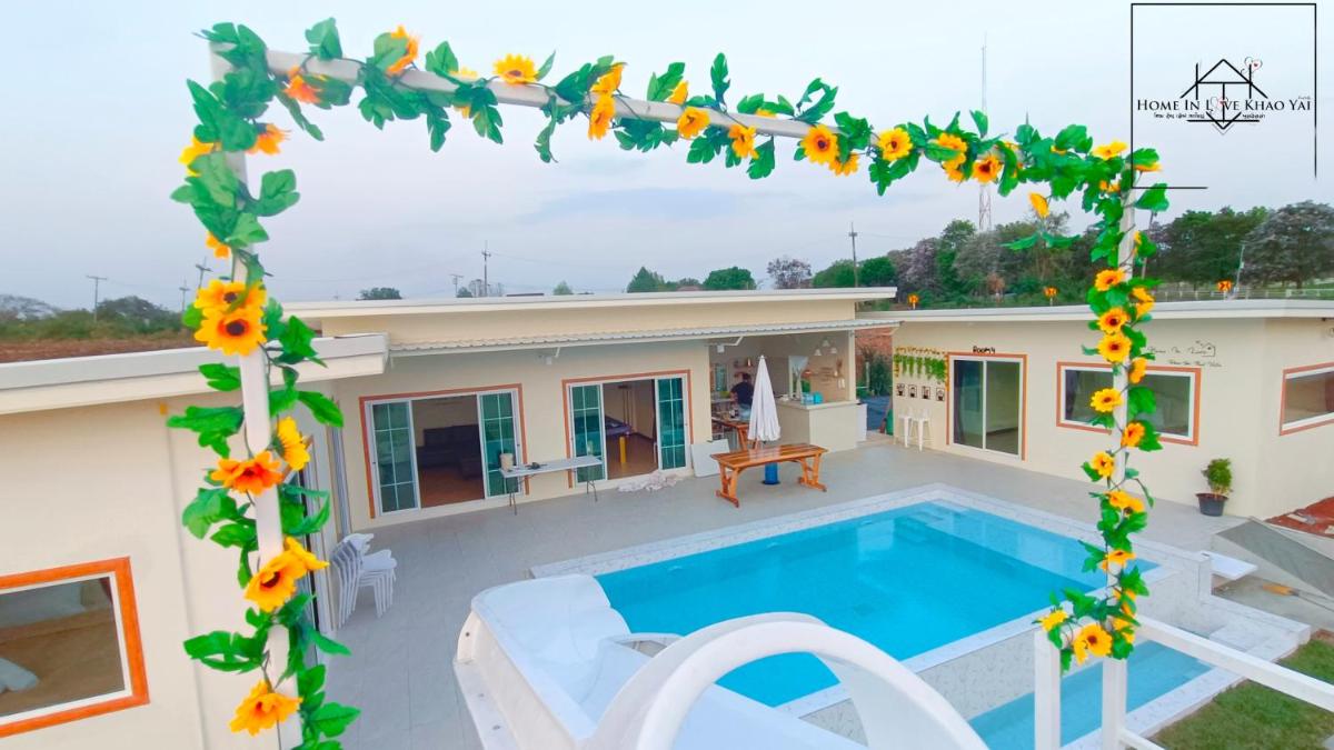โฮม อิน เลิฟ Home In Love KhaoYai Pool Villa - Housity