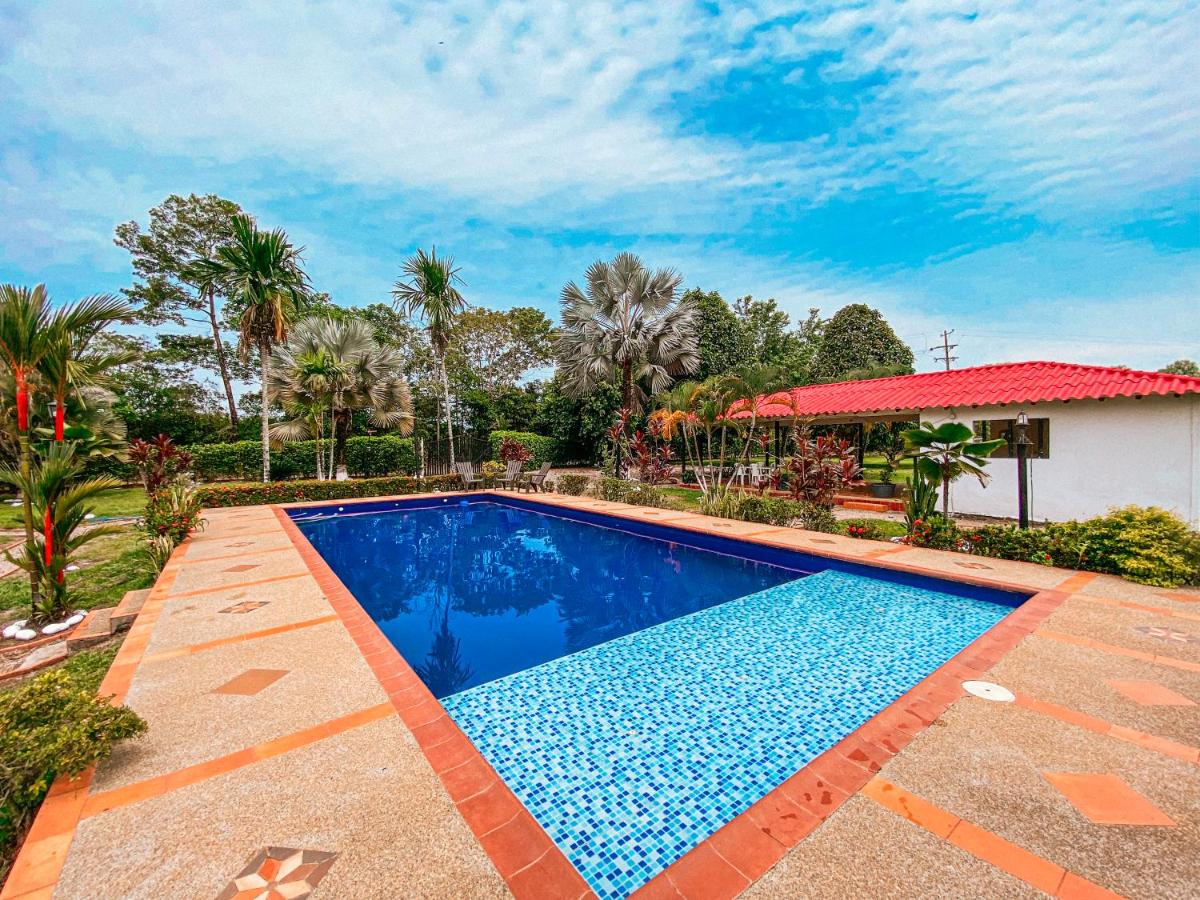 Casa Campestre Laguna Verde - Housity
