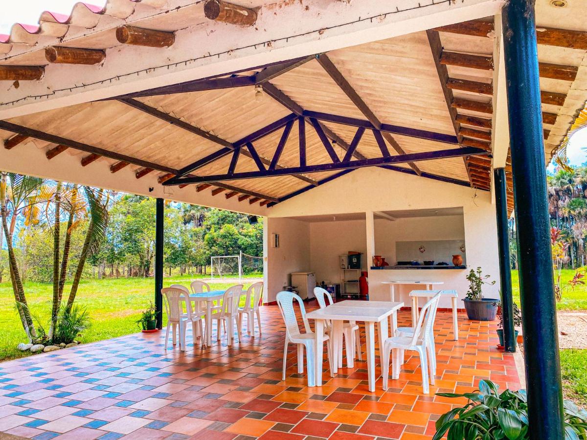 Casa Campestre Laguna Verde - Housity