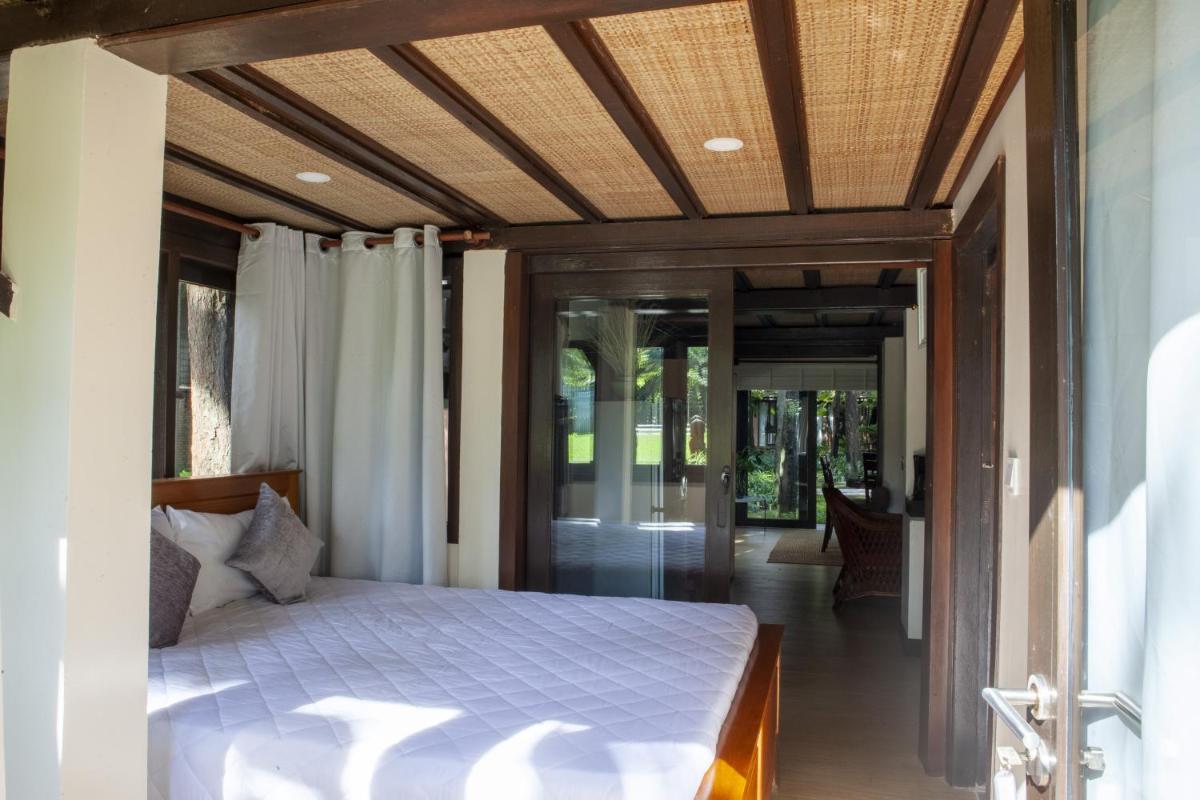 VILLA MASSILIA - Housity