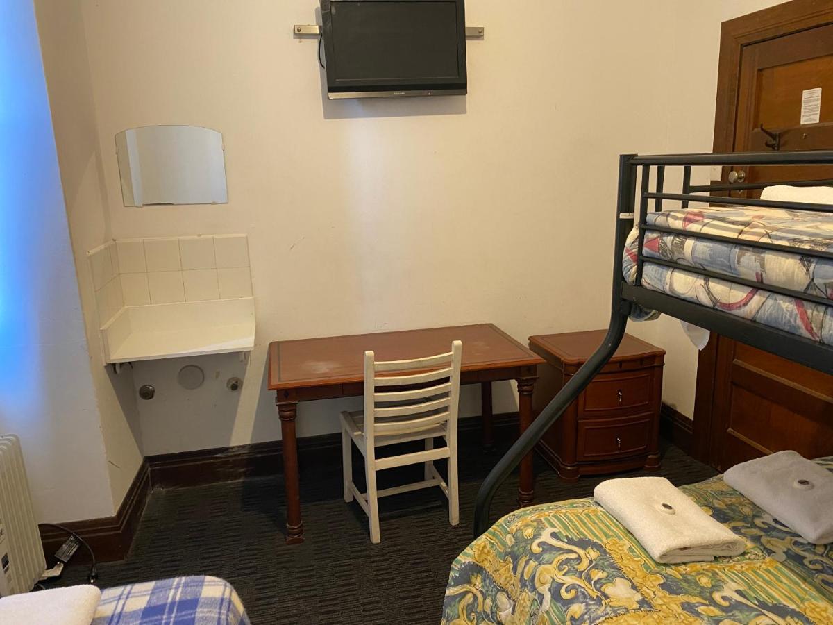 The Exchange Hotel Blayney - Housity