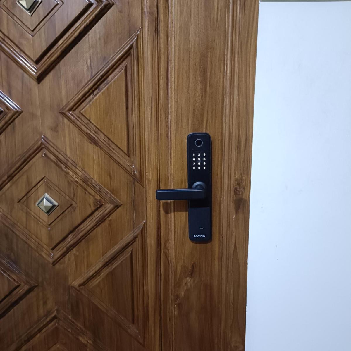 Sukrithi Premium Serviced Apartment - F2 - Hizvo