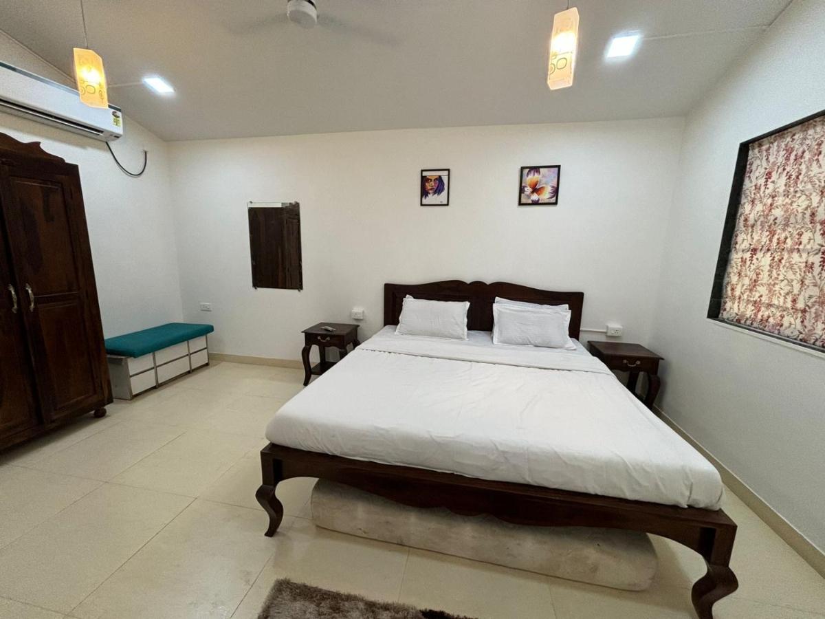 ll GOLDEN LEAF ll 3BHK ll AC ll - Housity