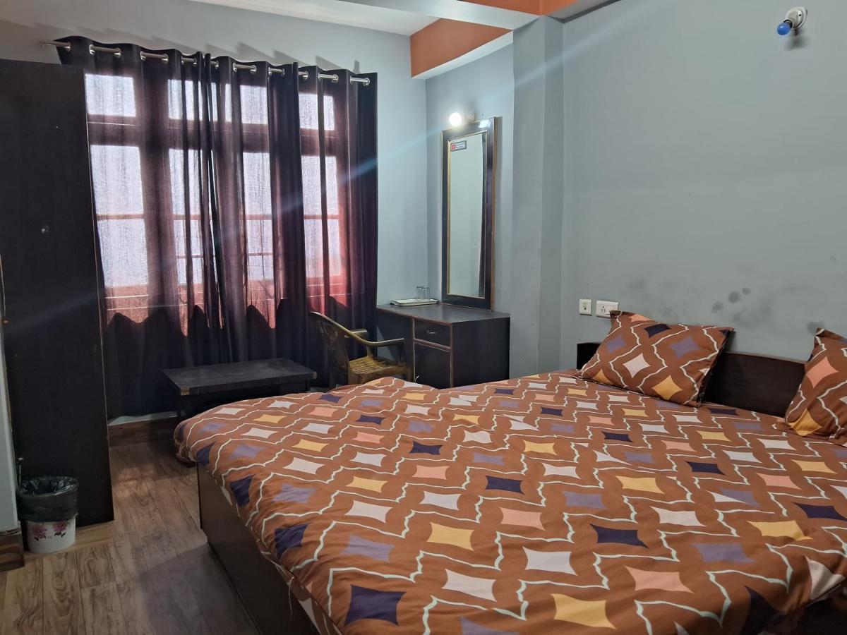 Lama Hotel - Housity