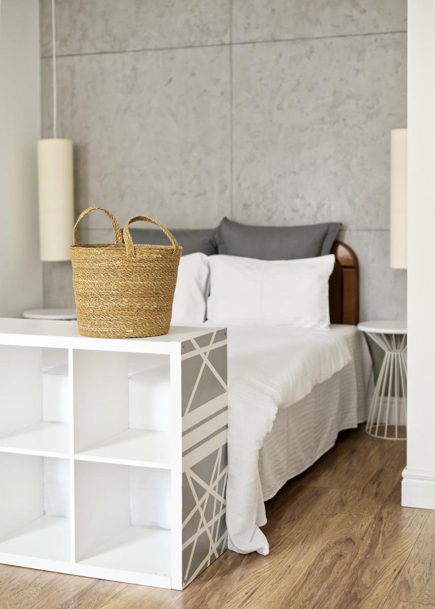 Suitetrails - White Door Apartments Heart of Odessa 1