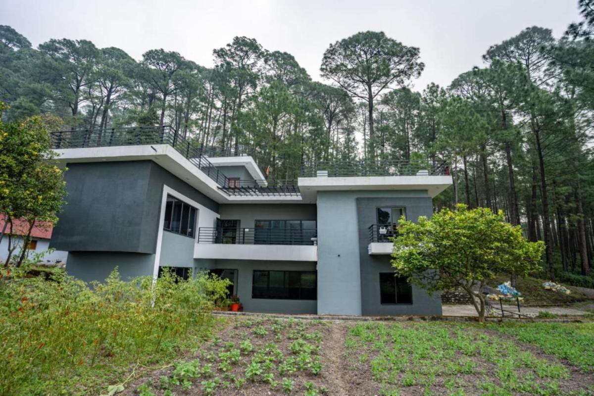 Kanwal Resort & Farms - Housity