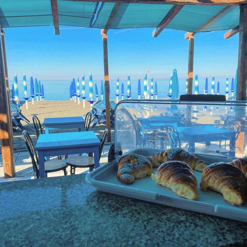 Hotel Miramare - Housity