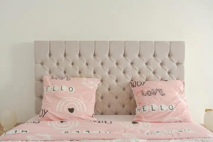 Superbe Studio Paris Gambetta - Housity