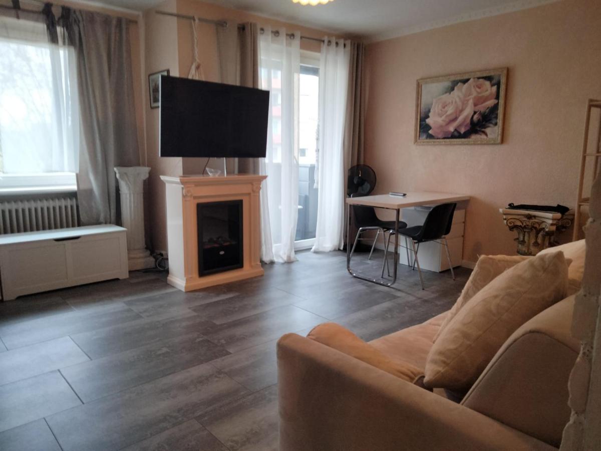 Studio Apartment mit Balkon - Hizvo