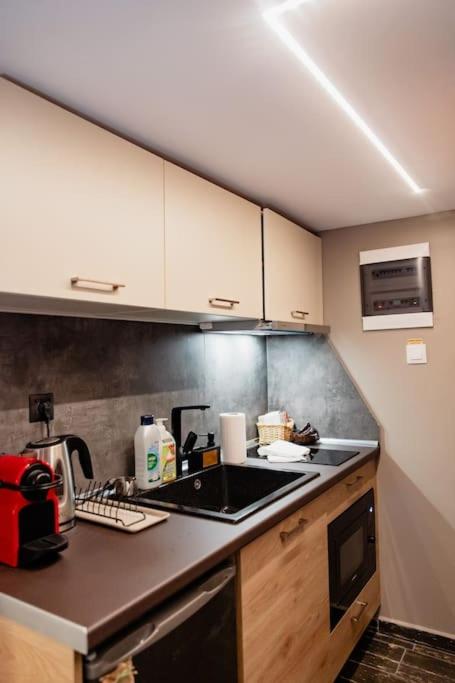 Olive Apartment - Housity
