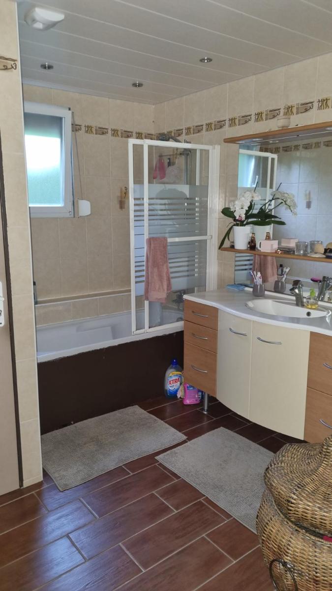Agréable maison au calme - Housity