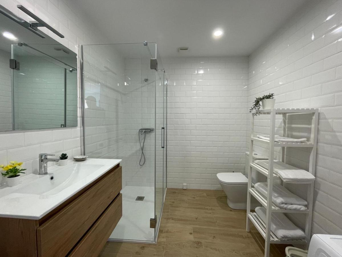 Apartamentos Ares Rentals - Housity