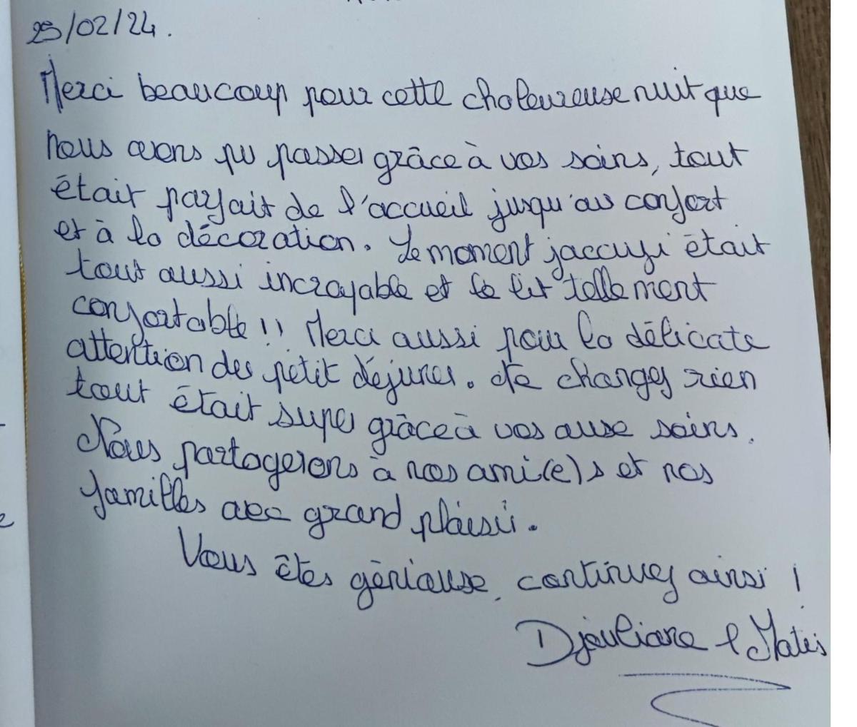 TOPAZE Nuitée Romantique avec Jacuzzi - Housity