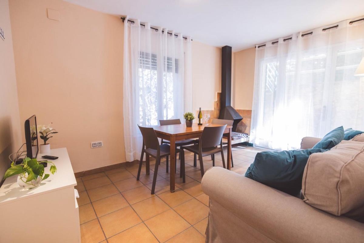 Hotel Rural y Apartamentos Villa Engracia - Housity