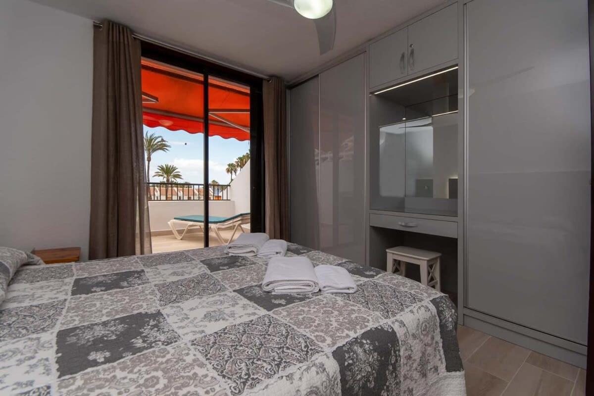 Park Santiago II 85 - Two Bed - Housity