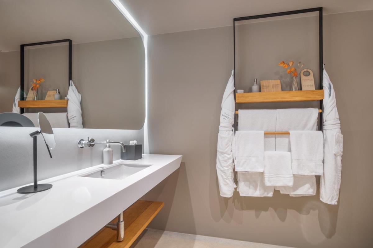 Imagem da galeria de Immerso Hotel, a Member of Design Hotels na Ericeira
