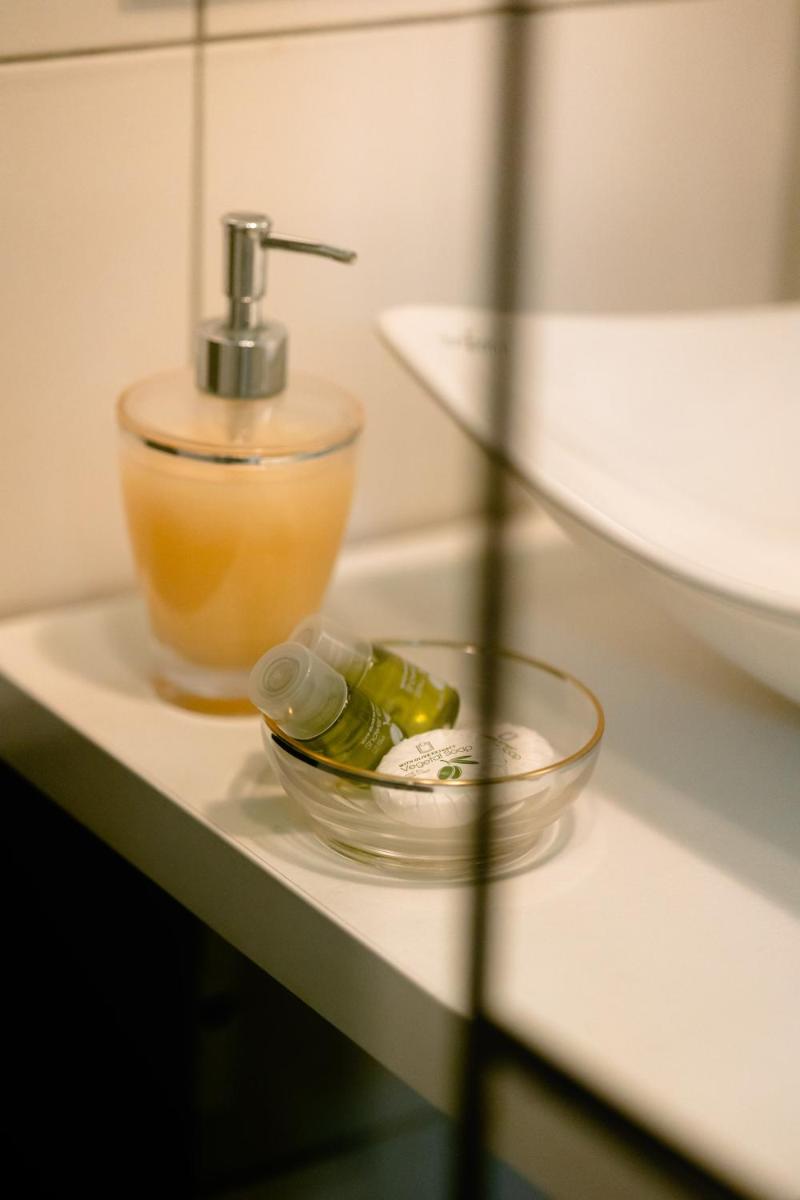 Pensiunea Poiana Avrigului - Housity