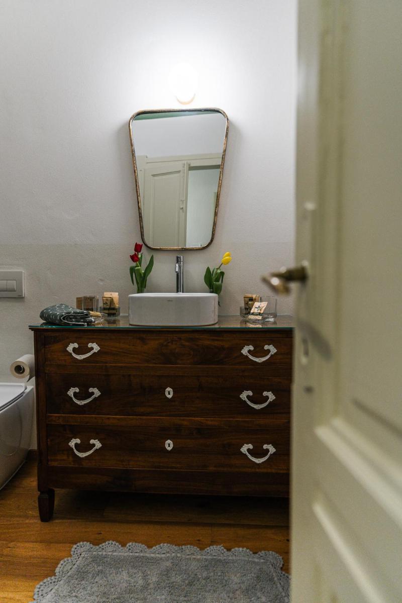 Bed & Breakfast Barbera e Tulipani - Housity